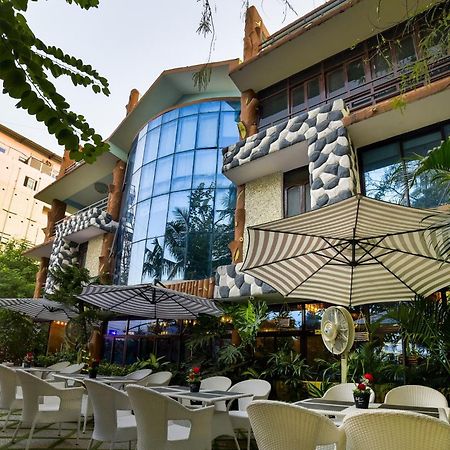 Oyo Cafe Garden Villa Патна Екстер'єр фото